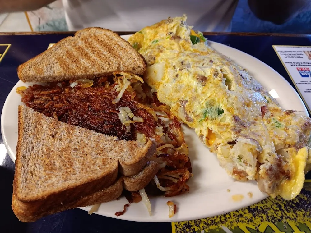 Corn Beef Hash w CHS Omlet